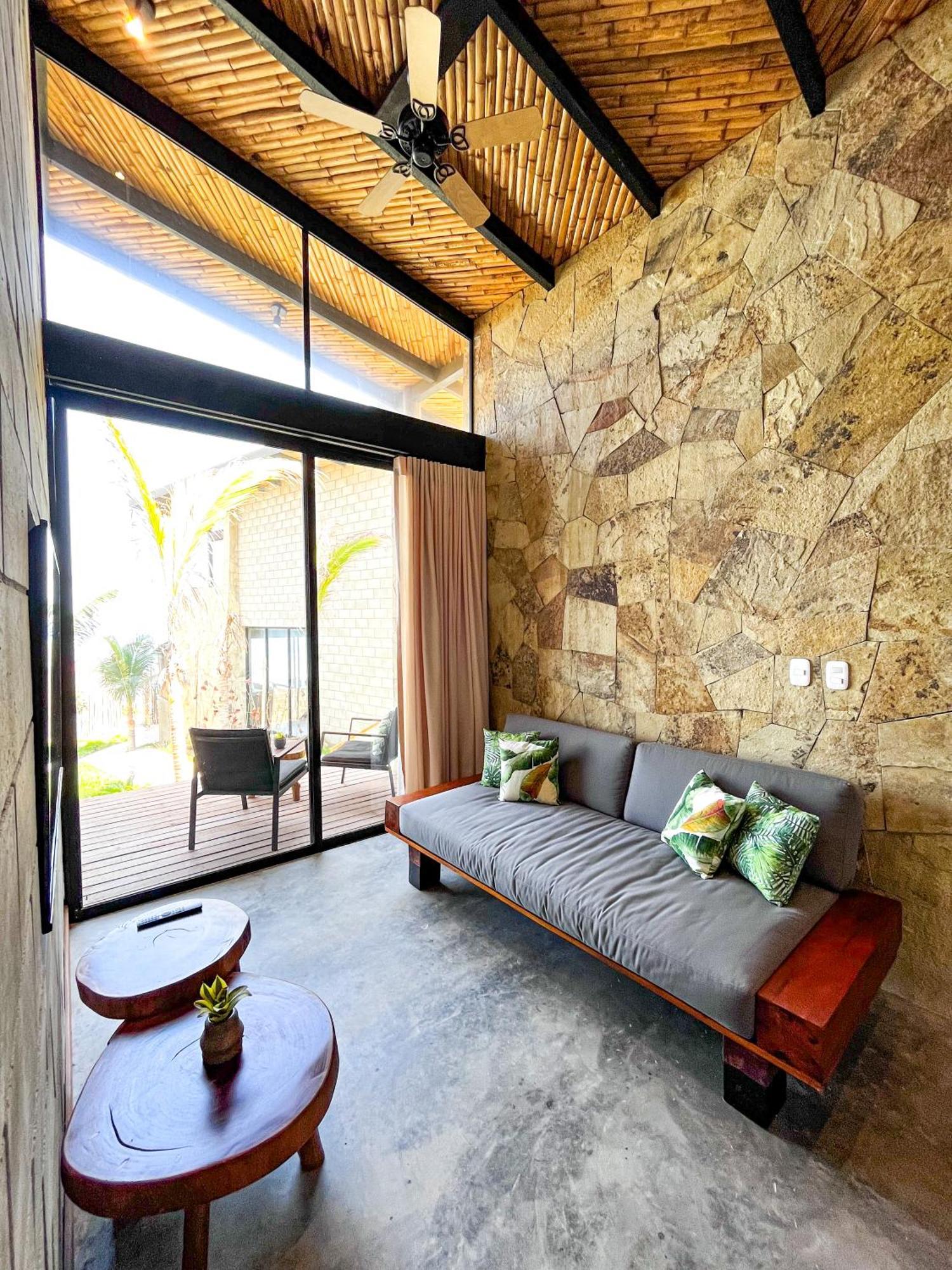Diem Vichayito Beachfront Eco-Luxury Exterior foto